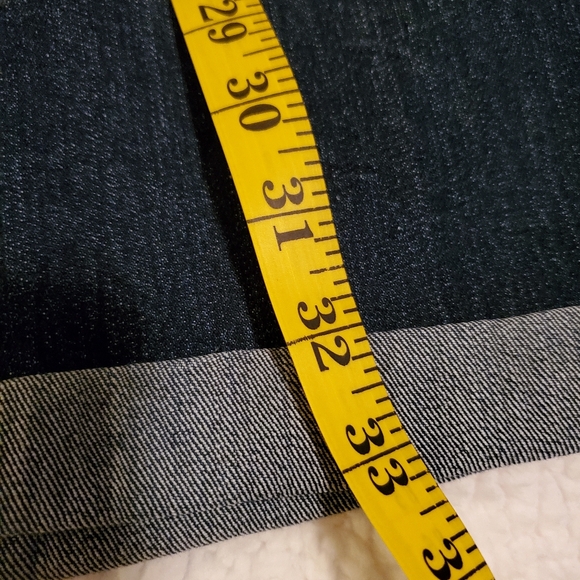 Cato Women's size 16 Jean capris.  In good condition - Picture 4 of 6